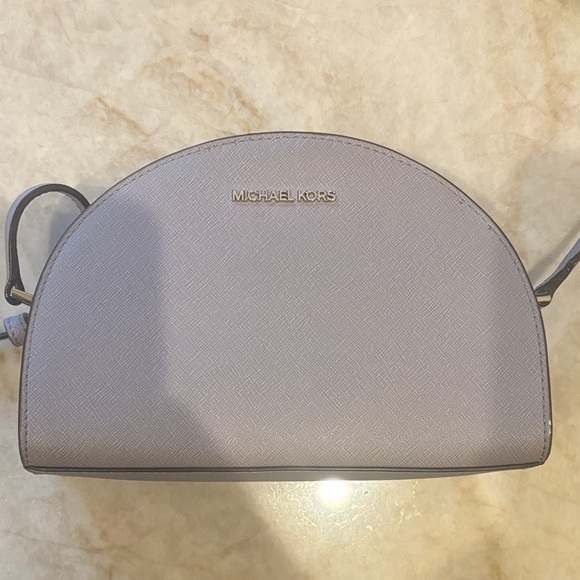 Michael Kors Handbags - Michael Kors NWOT Gray Saffiano Leather Dome Crossbody Bag